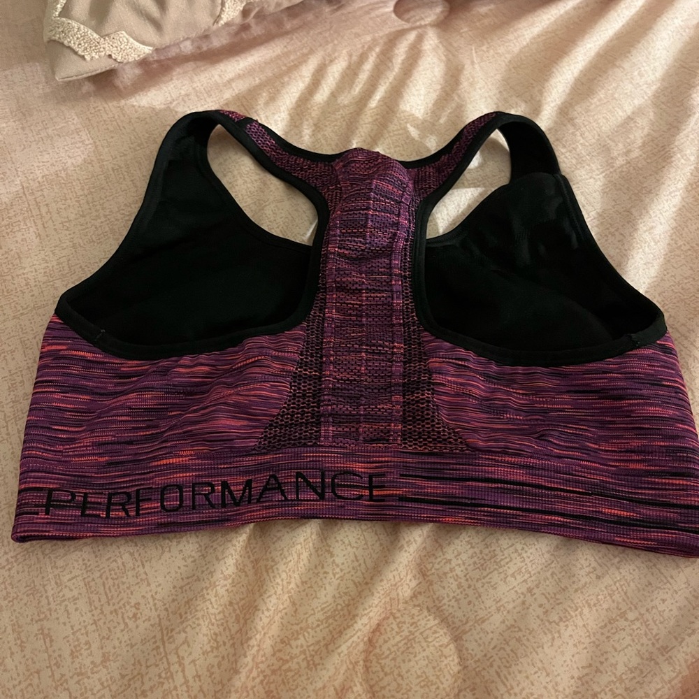 Sports Bra ❤️ - Picture 2 of 3